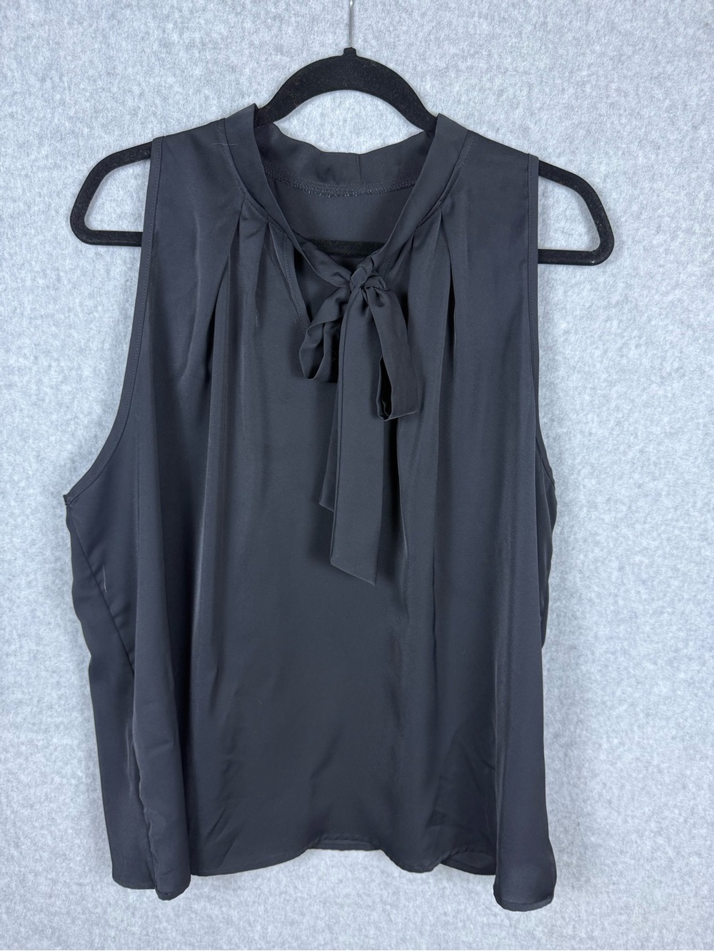 SHEIN Curve 1XL Black Tie Neck Sleeveless Blouse Dark Academia Minimalist Office